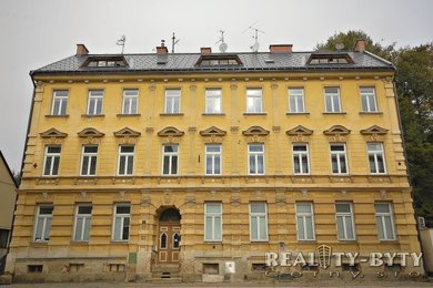 Pronájem bytu 2+1 ve zděném domě se zahradou, Jablonec n/N. - Podhorská ul., Ev.č.: 858211