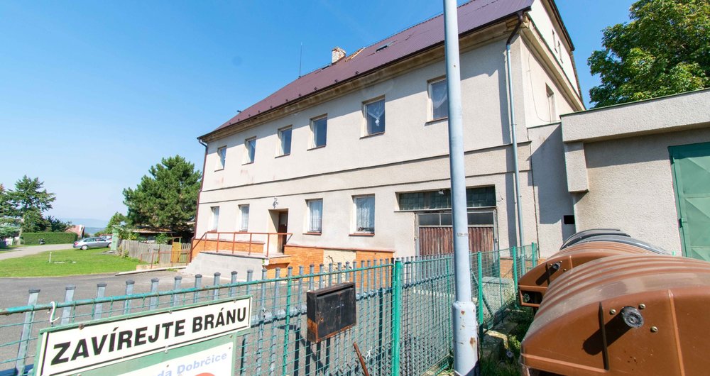 Prodej domu s restaurací, 460m² - Skršín - Dobrčice