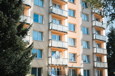 Pronájem rekonstruovaného bytu 1+1 s pěkným výhledem, CP 40 m2, Boskovice, ul. Hybešova, Ev.č.: 20010346