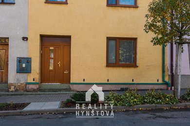 Prodej rodinného domu se zahradou, částečně podsklepený v obci Olešnice, CP 185 m2, Olešnice, Ev.č.: 21010424