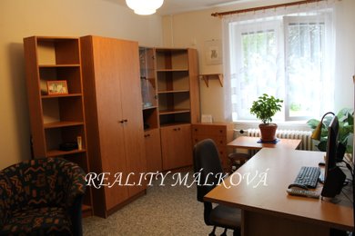 Prodej, Byty 1+kk, 24 m² - Pardubice - Zelené Předměstí, Ev.č.: 00442