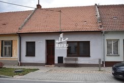 Prodej rodinného domu v Opatovicích o celkové velikosti 199 m², obytná plocha 101 m²., Ev.č.: 00036
