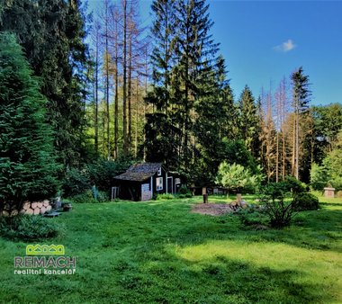 Zahrada s chatičkou a vlastním lesem - Lipí u Náchoda