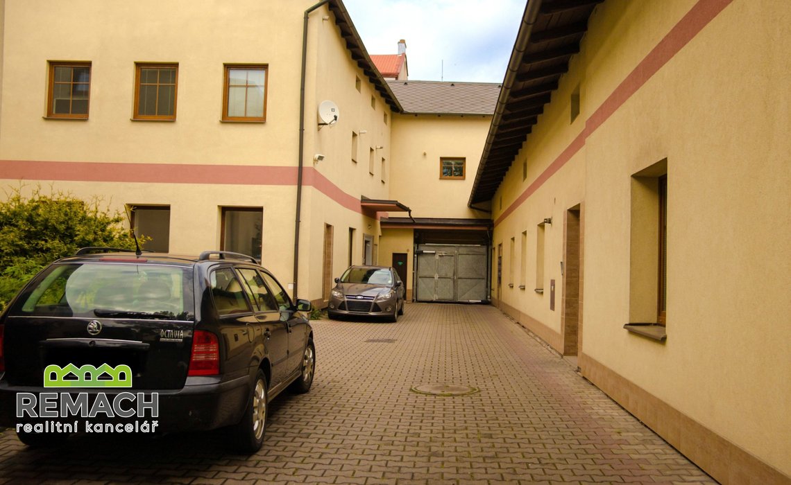 Pronájem Rieagrova 3