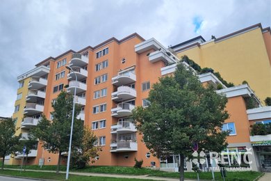 Pronájem bytu 5+kk, 112 m2 s balkonem 8 m2 a garážovým stáním v Brně – Lesné, na ul. Majdalenky., Ev.č.: 01184