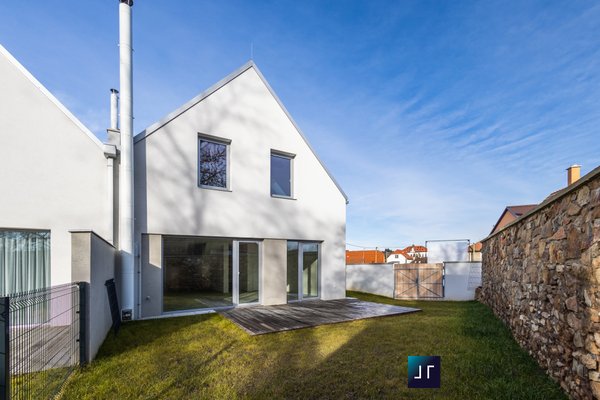 Prodej moderní jednotky Nučice, Praha-západ, 235 m²