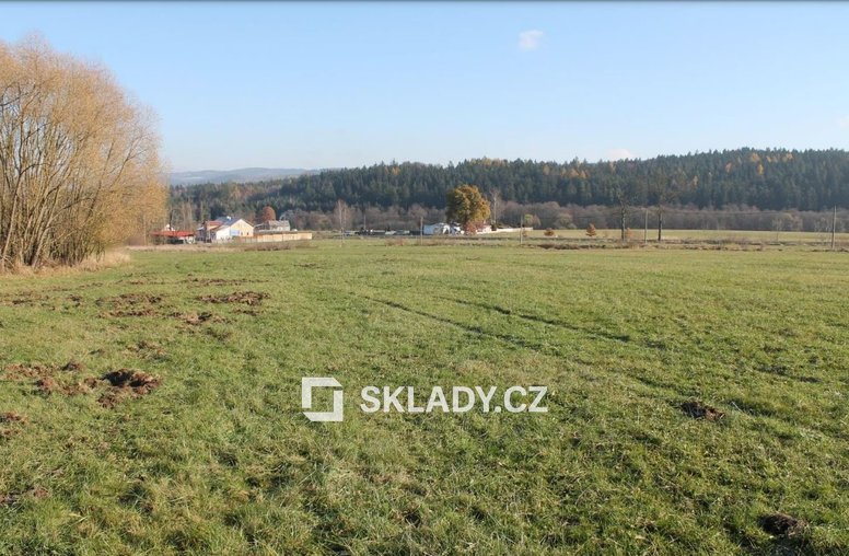 pozemek Zlatá