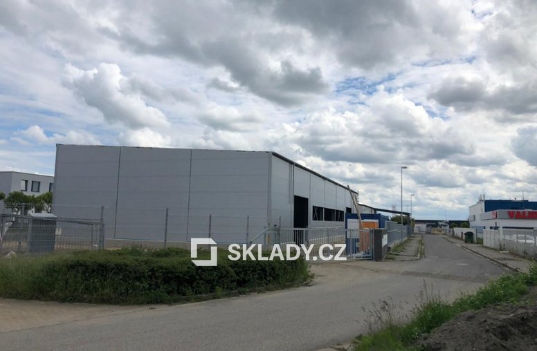 Hala 700 m2 _ Mladá Boleslav