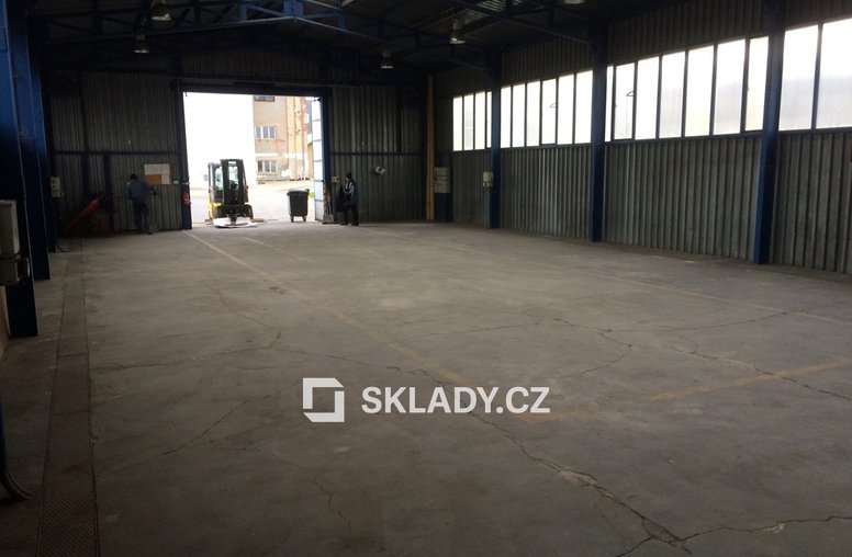 sklad 275 m2 - Žalany2