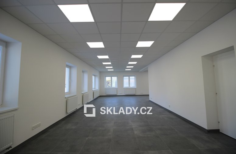 Objekt 620 m2 - Kyje (7)