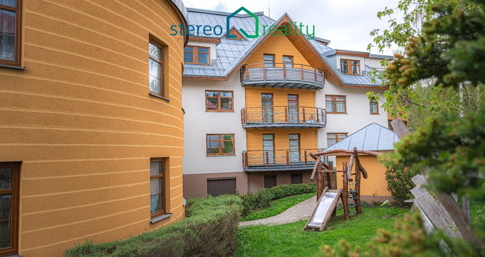 Apartment in the mountains, suitable for year-round family recreation or investment opportunities
