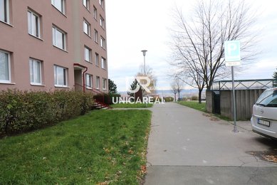 Pronájem bytu 2+kk, ul. Valtická, Brno-Židenice