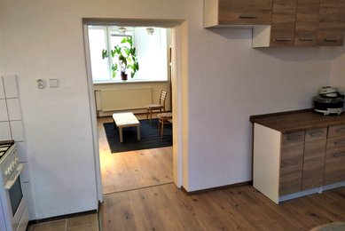 Prostorný cihlový byt 2+1,  90 m²,  Brno-Komín