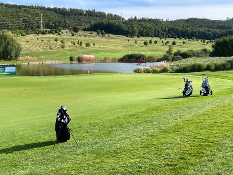 Golf nás baví