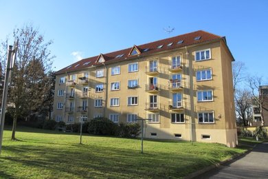 dům